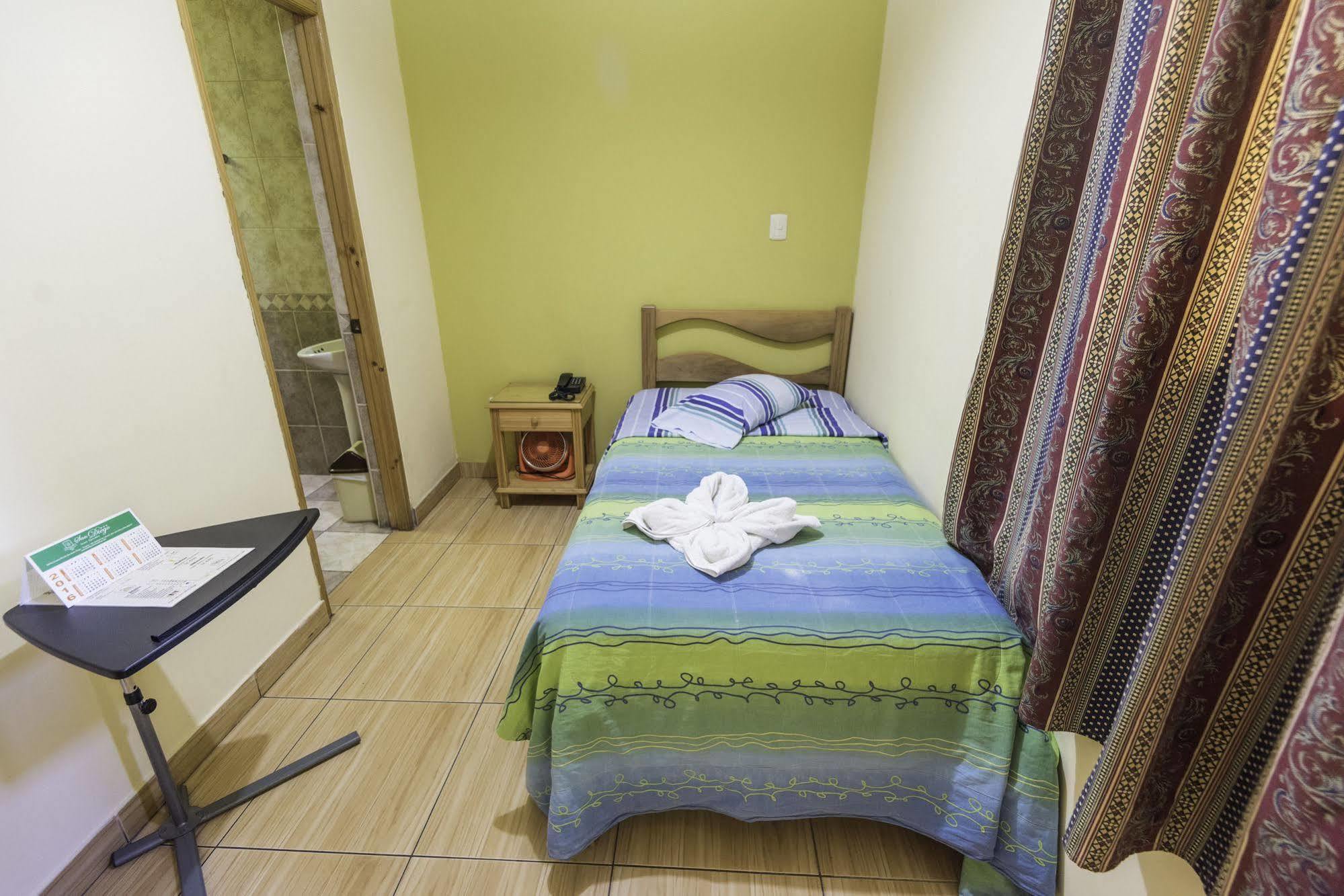 Hotel Ejecutivo San Diego 3*